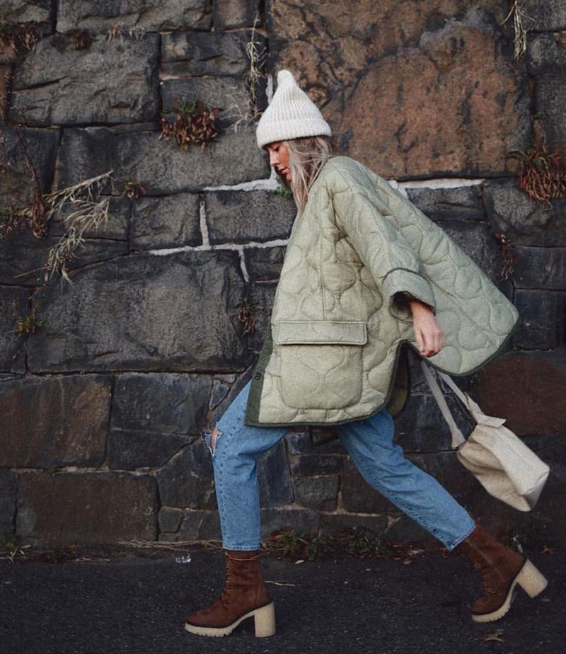Oversized Fit Circular
